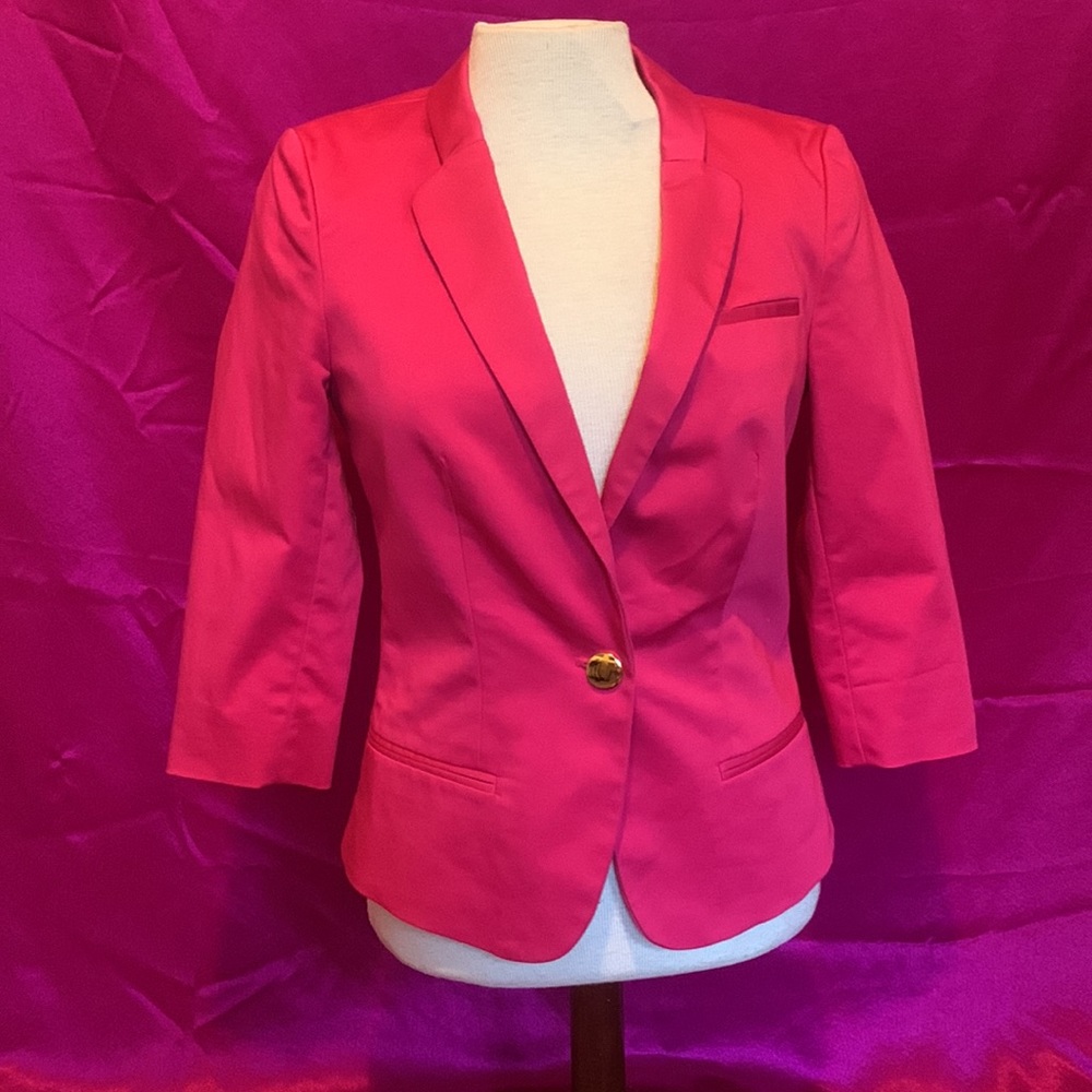 RW&CO Size 2 , hot pink stretchy material blazer 3/4 sleeve. Never worn